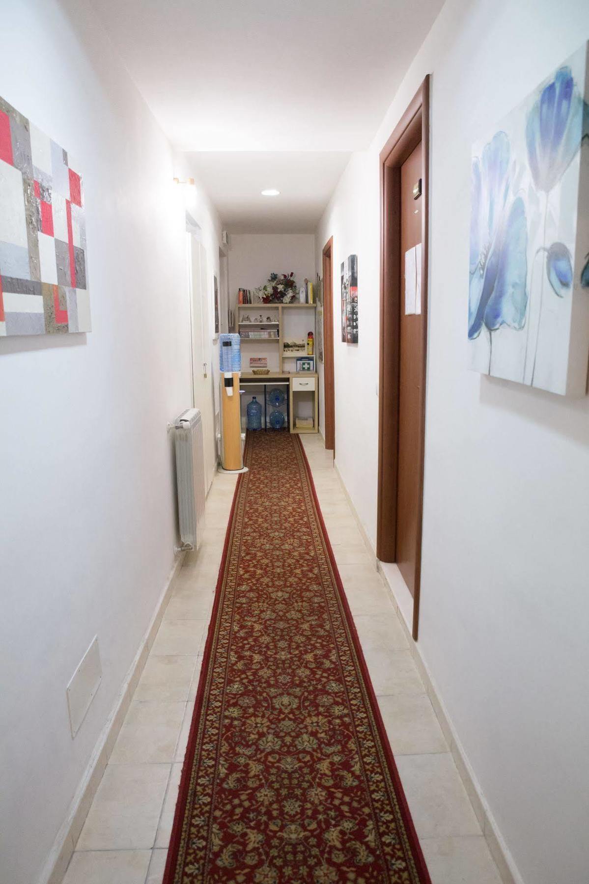 רומא Oasi Guest House מראה חיצוני תמונה
